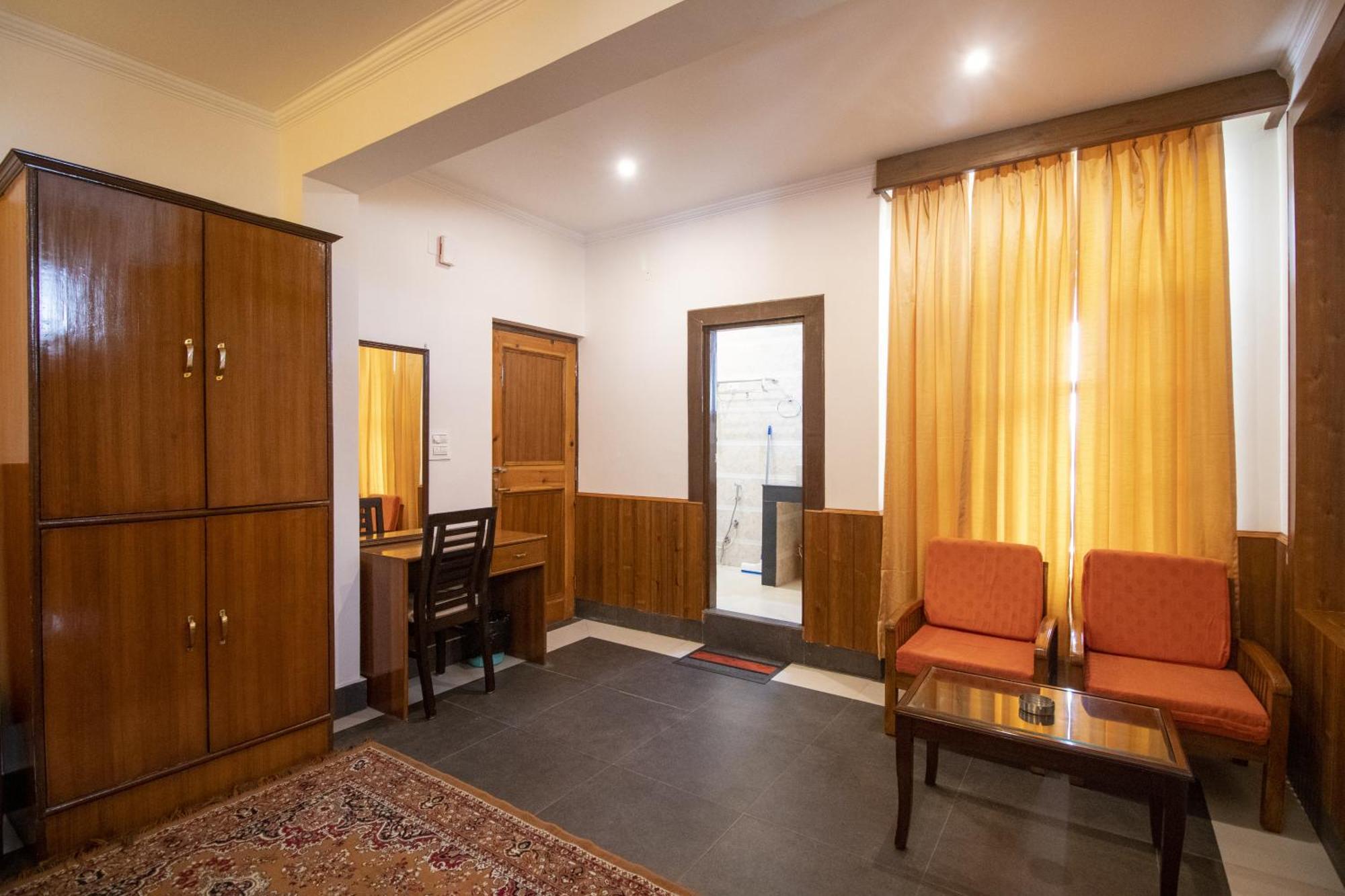 דרמסאלה Wow Stayz2 Hotel The Lodge מראה חיצוני תמונה