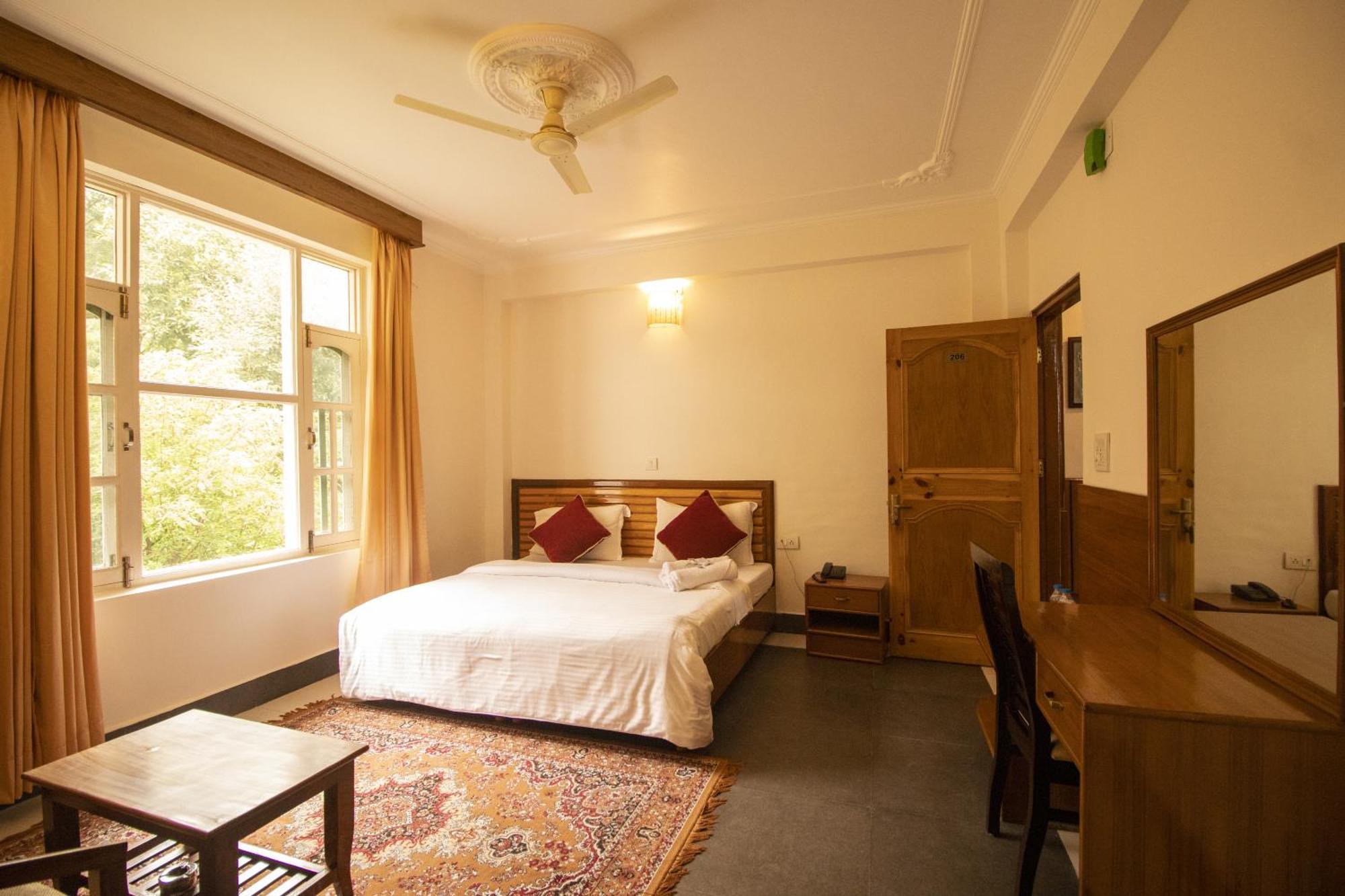 דרמסאלה Wow Stayz2 Hotel The Lodge מראה חיצוני תמונה