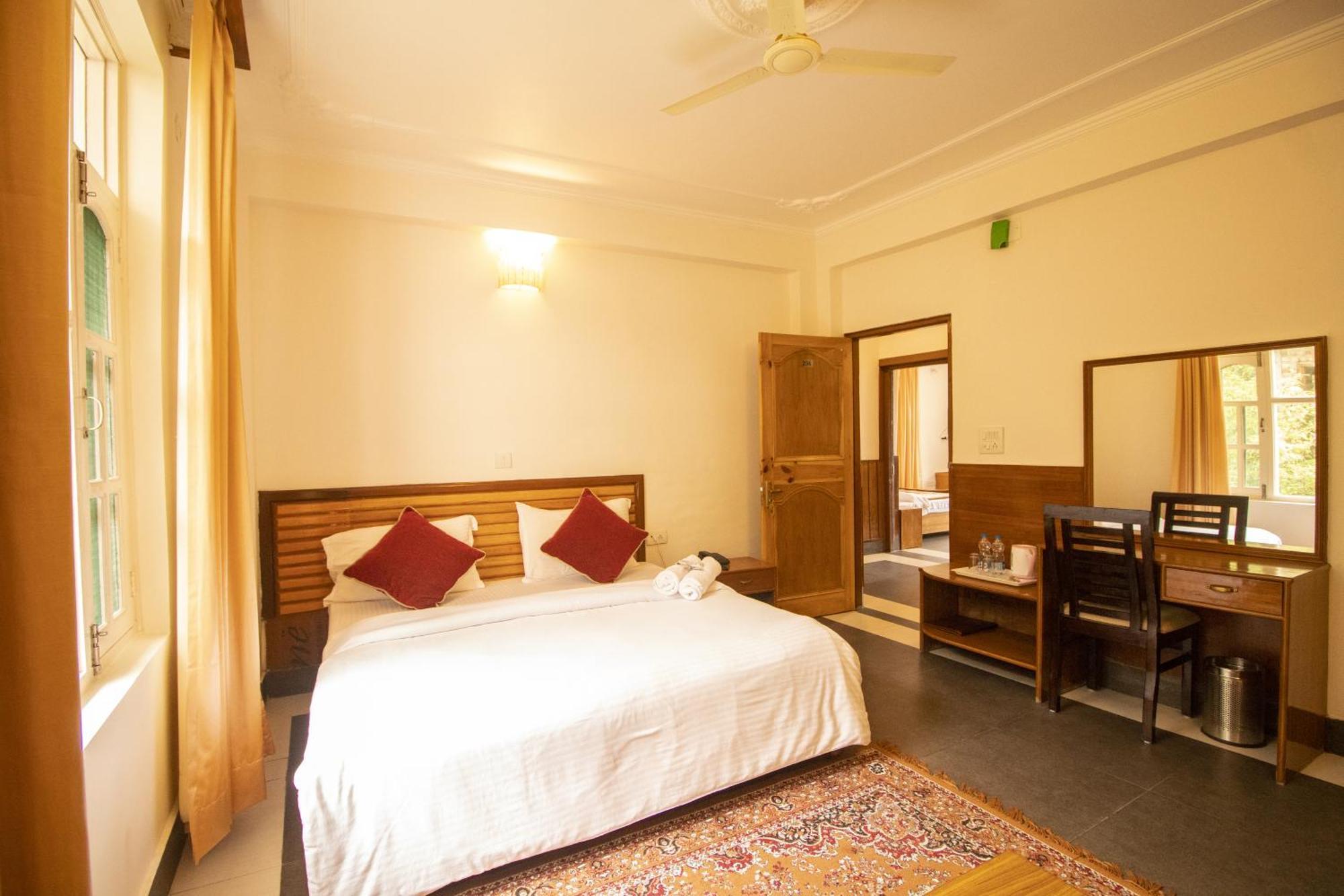 דרמסאלה Wow Stayz2 Hotel The Lodge מראה חיצוני תמונה
