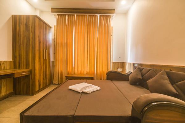 דרמסאלה Wow Stayz2 Hotel The Lodge מראה חיצוני תמונה