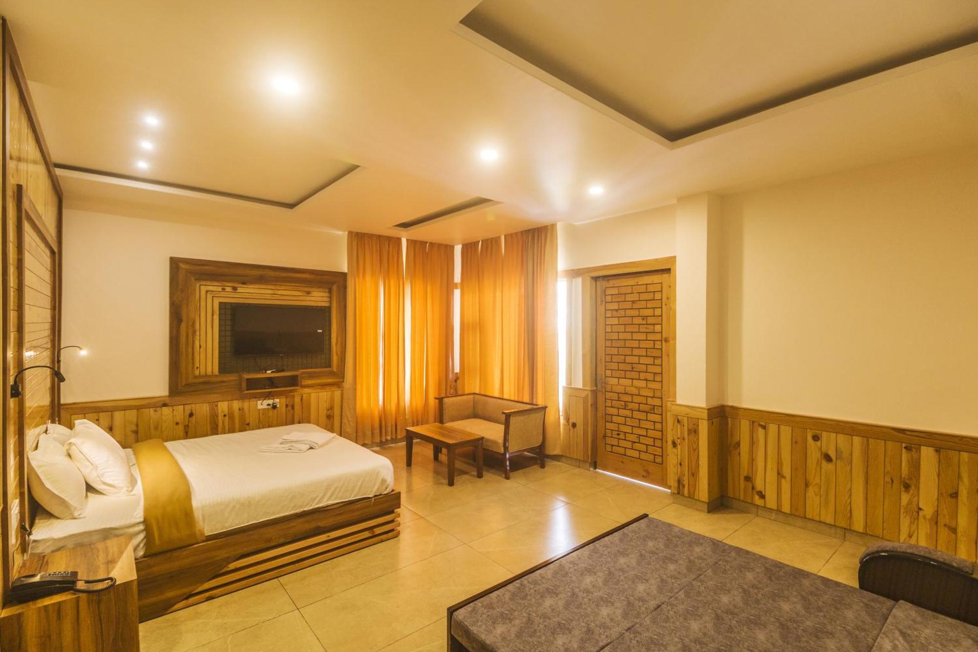 דרמסאלה Wow Stayz2 Hotel The Lodge מראה חיצוני תמונה