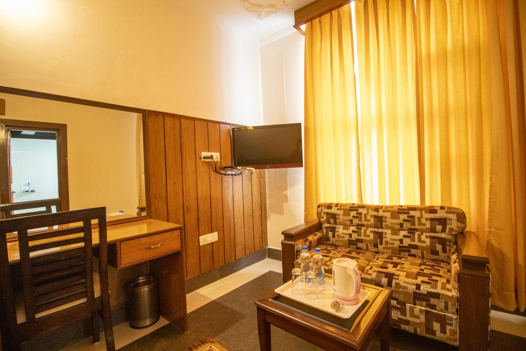דרמסאלה Wow Stayz2 Hotel The Lodge מראה חיצוני תמונה