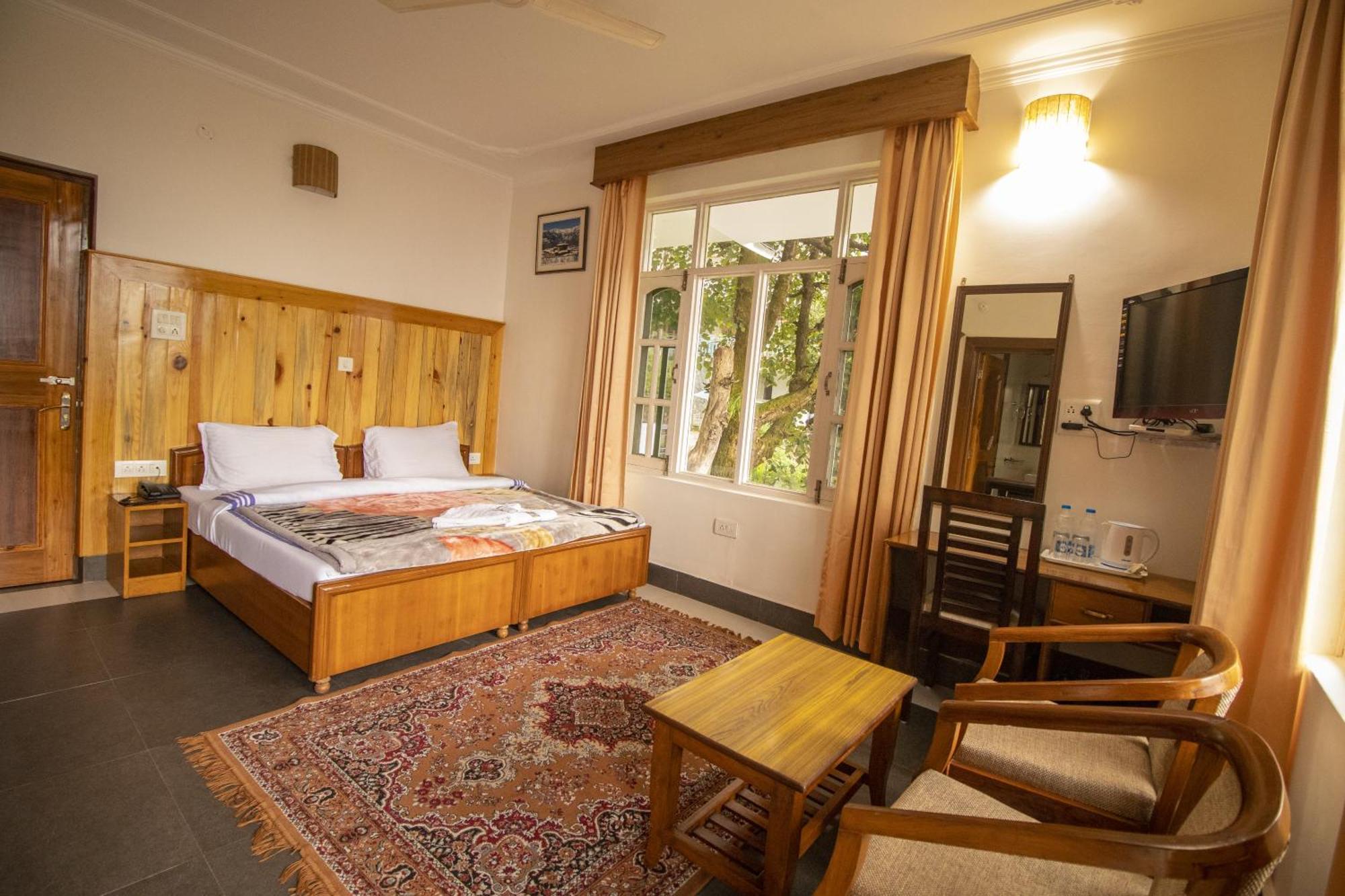 דרמסאלה Wow Stayz2 Hotel The Lodge מראה חיצוני תמונה